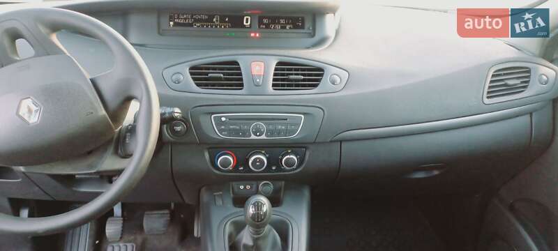 Минивэн Renault Scenic 2010 в Ровно