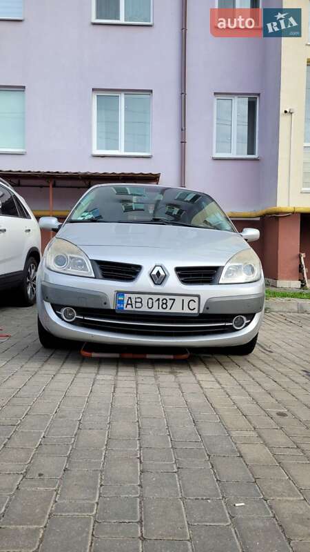Минивэн Renault Scenic 2007 в Якушинцах