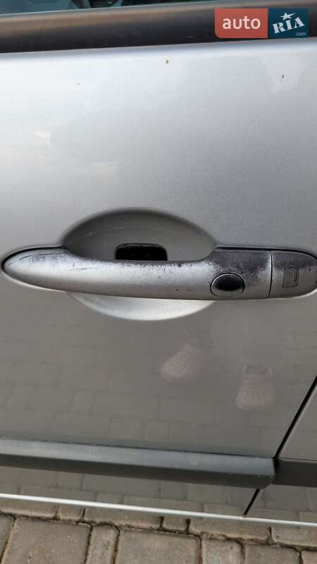 Минивэн Renault Scenic 2007 в Якушинцах