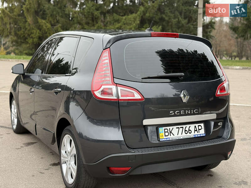 Минивэн Renault Scenic 2011 в Ровно