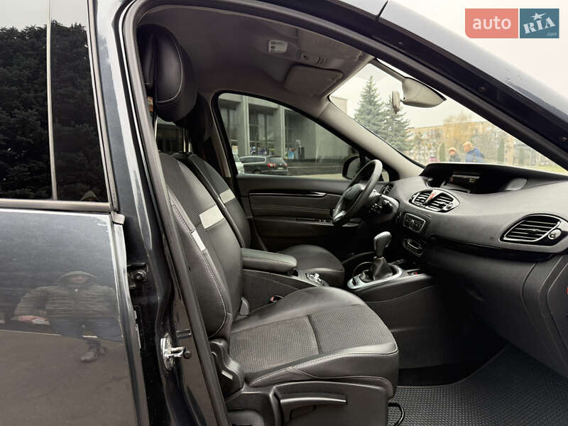 Минивэн Renault Scenic 2011 в Ровно
