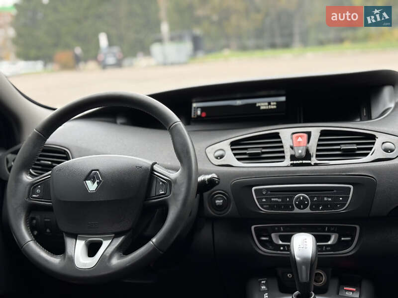 Минивэн Renault Scenic 2011 в Ровно