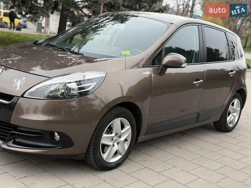 Мінівен Renault Scenic 2013 в Вінниці
