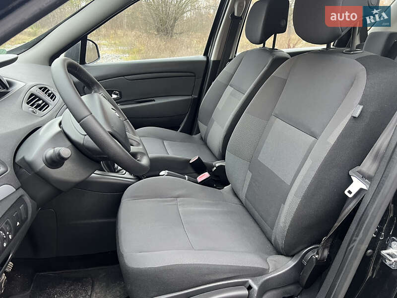 Минивэн Renault Scenic 2012 в Виннице