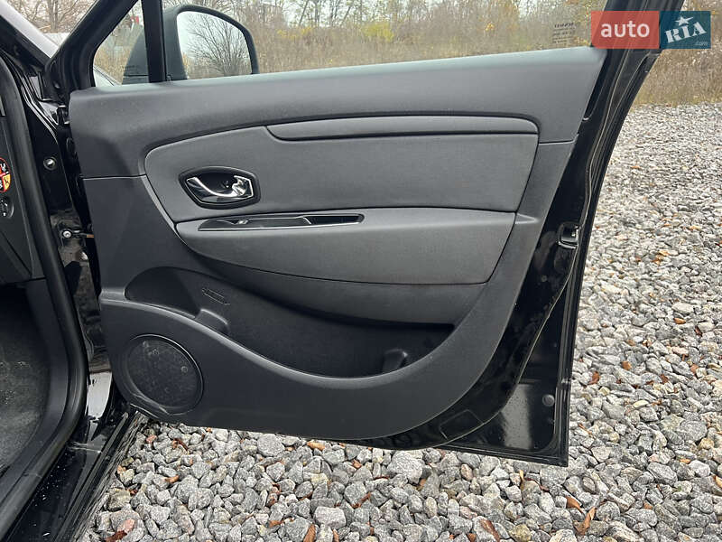 Минивэн Renault Scenic 2012 в Виннице