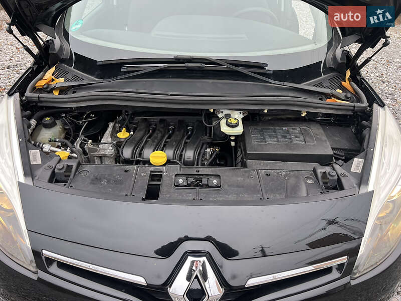 Минивэн Renault Scenic 2012 в Виннице