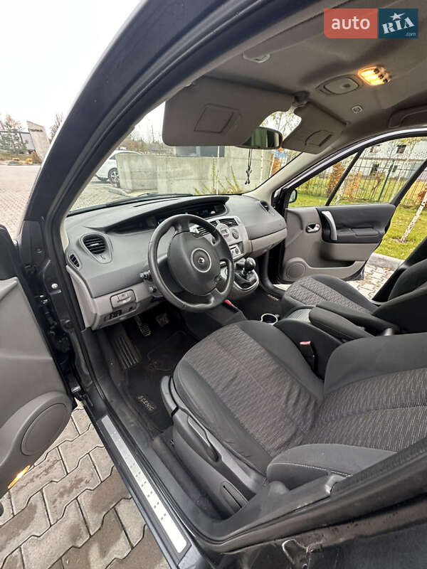 Минивэн Renault Scenic 2007 в Ровно
