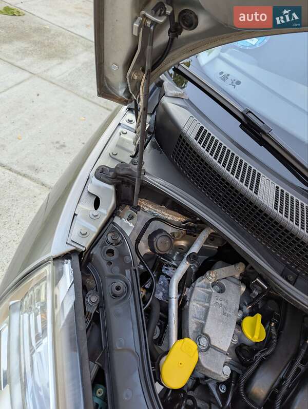 Мінівен Renault Scenic 2006 в Дубні