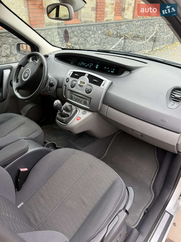 Минивэн Renault Scenic 2007 в Красилове