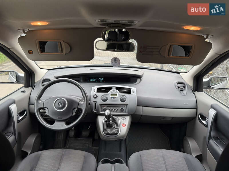 Минивэн Renault Scenic 2007 в Красилове