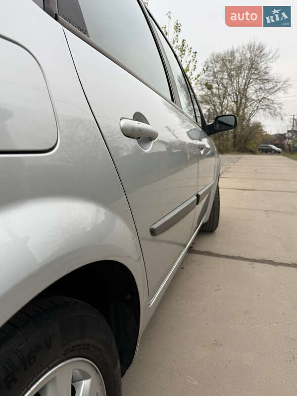 Минивэн Renault Scenic 2007 в Красилове