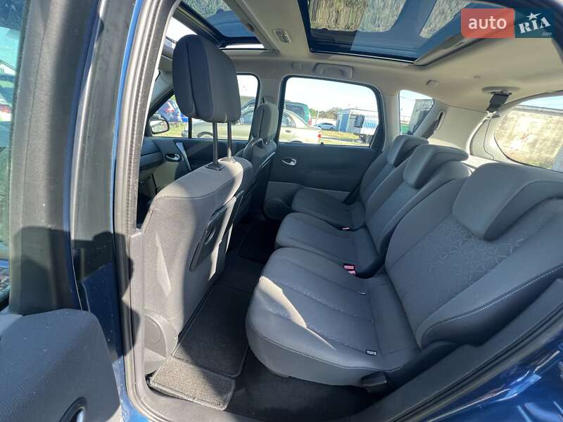 Минивэн Renault Scenic 2008 в Лозовой