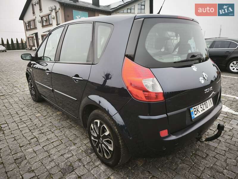 Мінівен Renault Scenic 2008 в Рівному