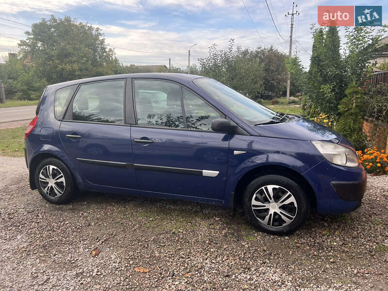 Минивэн Renault Scenic 2004 в Новгород-Северском
