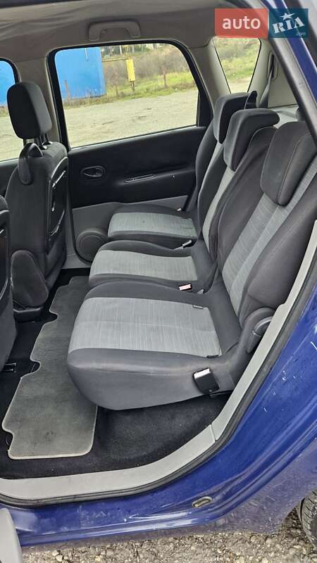 Мінівен Renault Scenic 2004 в Заліщиках