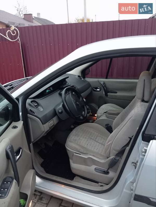 Мінівен Renault Scenic 2004 в Рожище