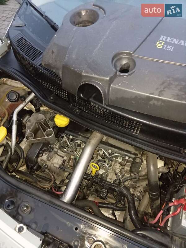 Мінівен Renault Scenic 2004 в Рожище