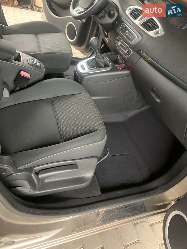 Мінівен Renault Scenic 2009 в Вінниці