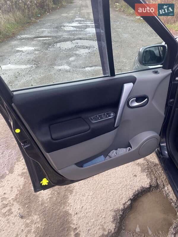 Минивэн Renault Scenic 2009 в Луцке фото 17 Минивэн Renault Scenic 2009 в Луцке