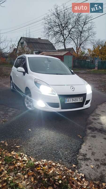 Минивэн Renault Scenic 2010 в Оратове фото 2 Минивэн Renault Scenic 2010 в Оратове