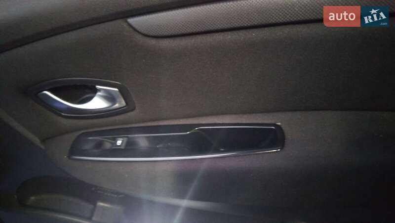 Минивэн Renault Scenic 2010 в Оратове фото 19 Минивэн Renault Scenic 2010 в Оратове