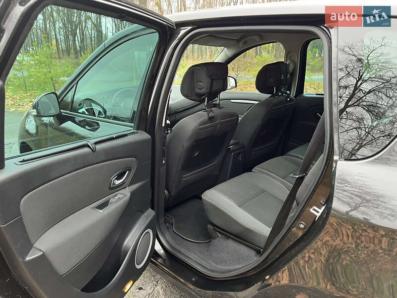 Мінівен Renault Scenic 2009 в Звенигородці