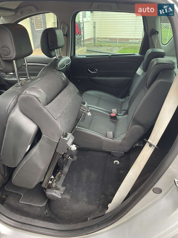 Мінівен Renault Scenic 2013 в Коломиї