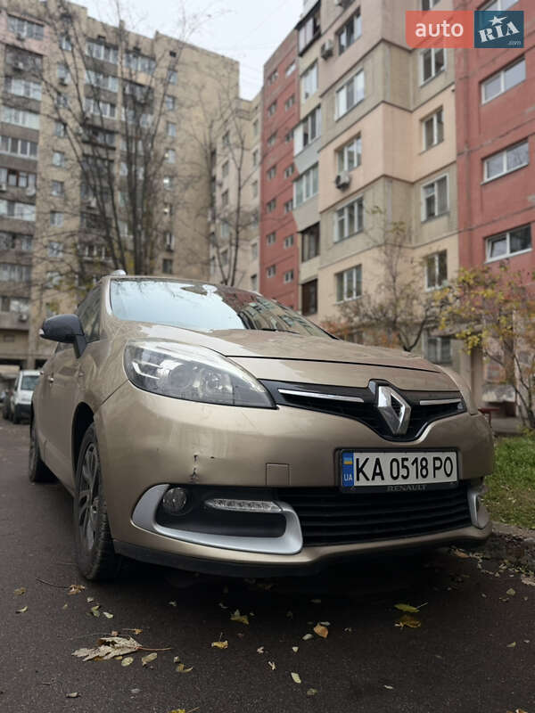 Минивэн Renault Scenic 2014 в Киеве