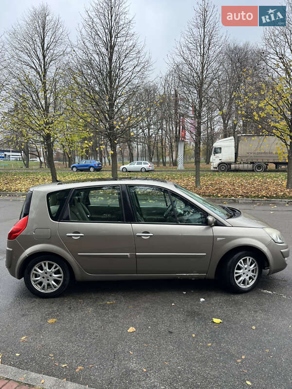 Минивэн Renault Scenic 2008 в Умани