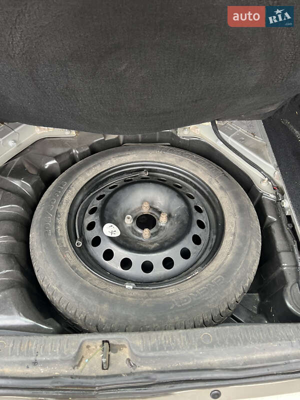 Минивэн Renault Scenic 2008 в Умани