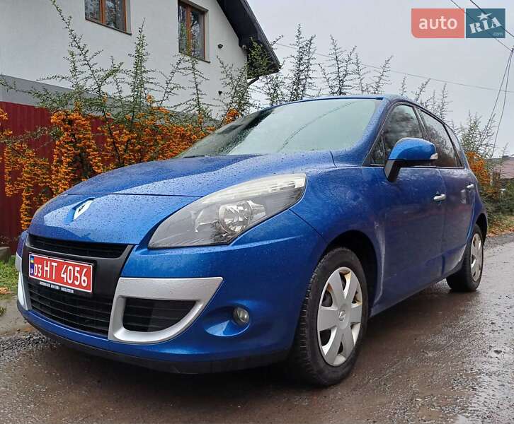 Мінівен Renault Scenic 2010 в Луцьку