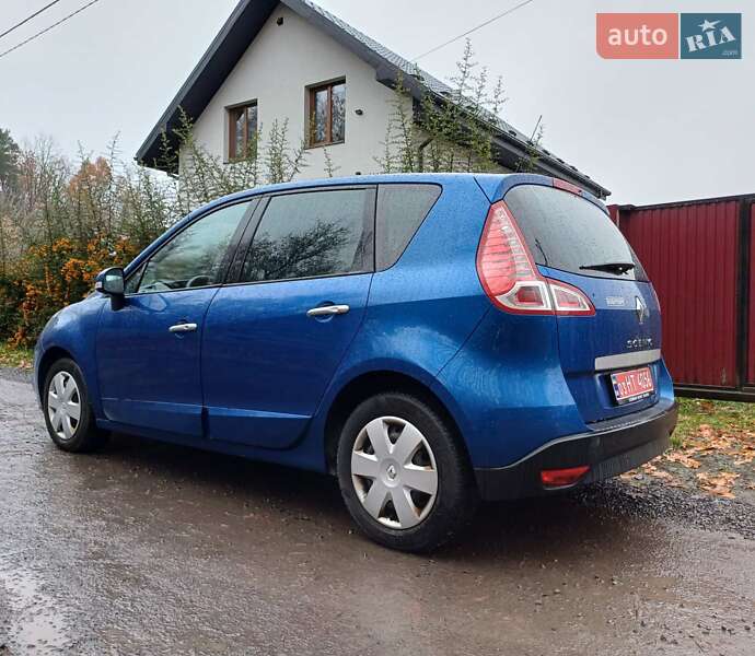 Мінівен Renault Scenic 2010 в Луцьку