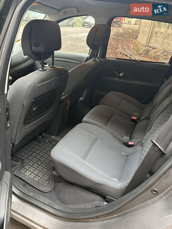 Мінівен Renault Scenic 2009 в Києві фото 15 Мінівен Renault Scenic 2009 в Києві