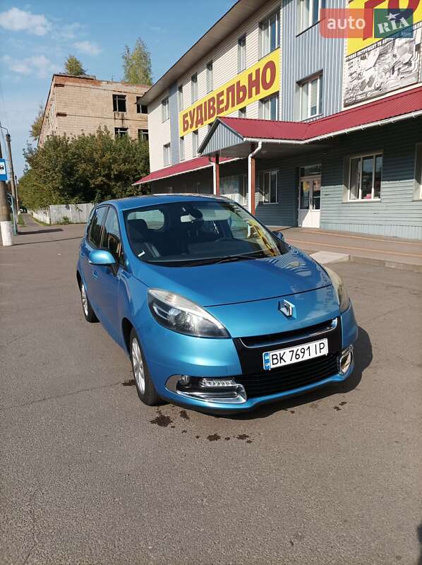 Мінівен Renault Scenic 2012 в Конотопі