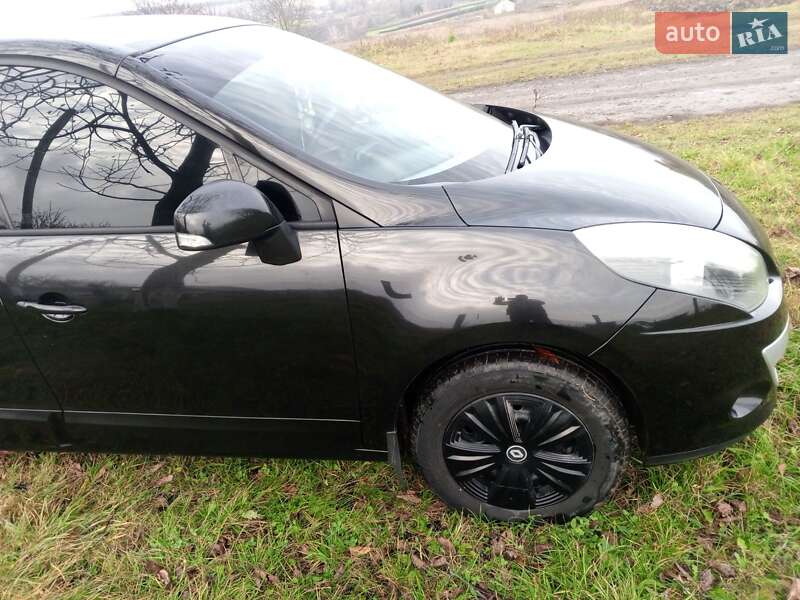 Минивэн Renault Scenic 2010 в Красилове фото 26 Минивэн Renault Scenic 2010 в Красилове