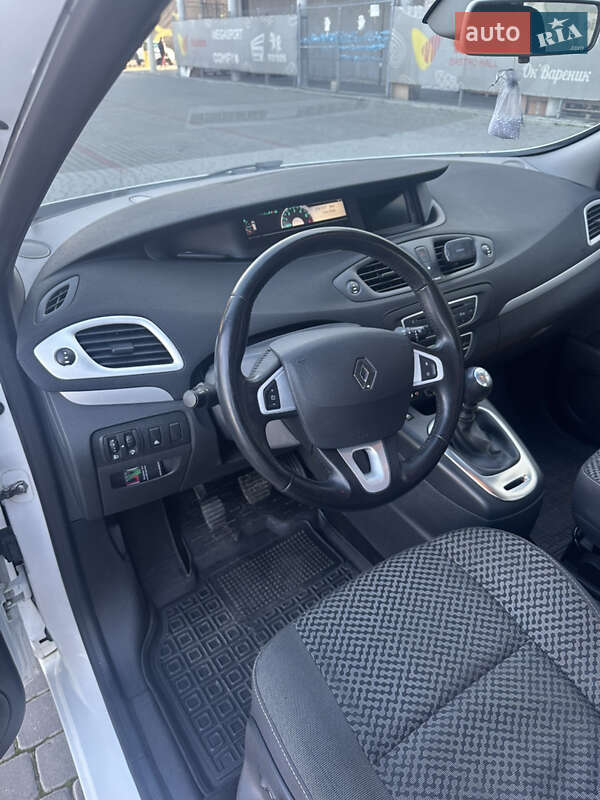 Минивэн Renault Scenic 2011 в Ивано-Франковске фото 9 Минивэн Renault Scenic 2011 в Ивано-Франковске
