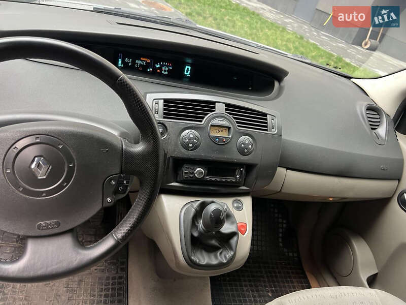 Мінівен Renault Scenic 2004 в Івано-Франківську фото 19 Мінівен Renault Scenic 2004 в Івано-Франківську