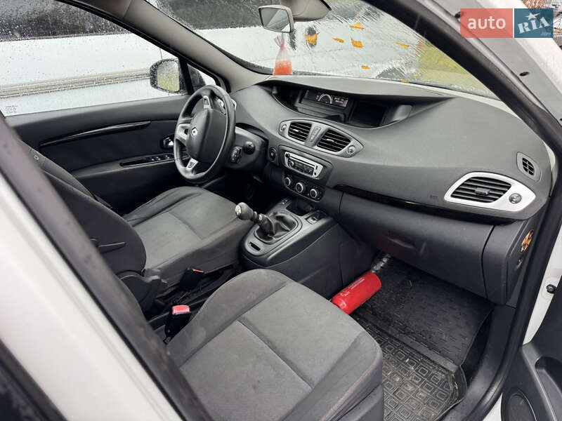Мінівен Renault Scenic 2012 в Борисполі фото 6 Мінівен Renault Scenic 2012 в Борисполі