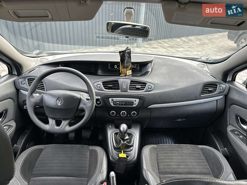 Мінівен Renault Scenic 2013 в Полтаві фото 11 Мінівен Renault Scenic 2013 в Полтаві