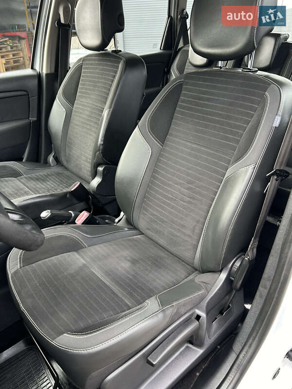 Мінівен Renault Scenic 2013 в Полтаві фото 131 Мінівен Renault Scenic 2013 в Полтаві