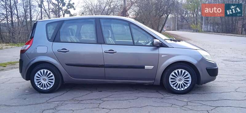 Минивэн Renault Scenic 2005 в Славуте