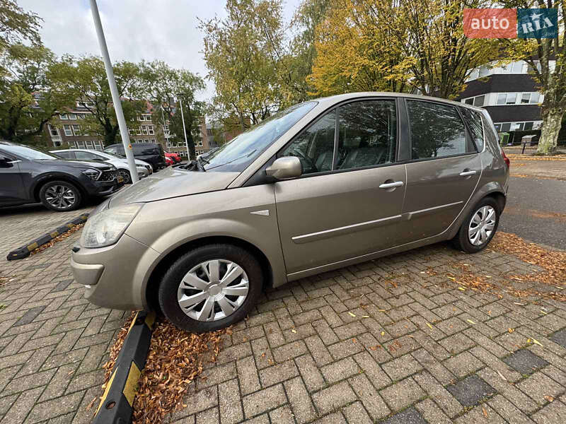 Мінівен Renault Scenic 2008 в Луцьку