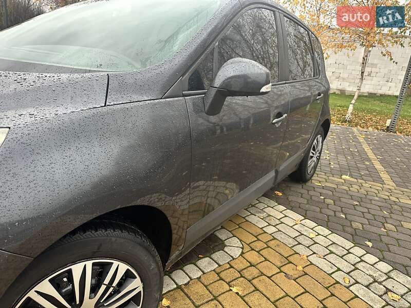 Мінівен Renault Scenic 2009 в Чернівцях фото 14 Мінівен Renault Scenic 2009 в Чернівцях
