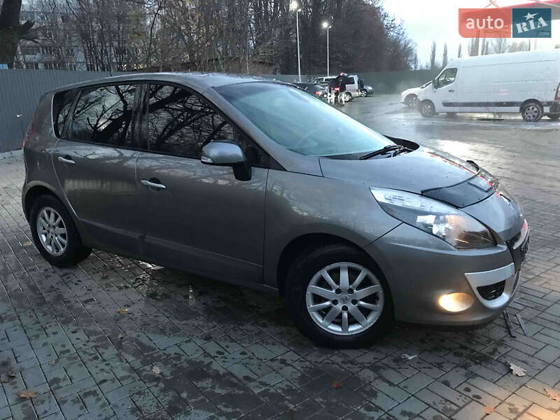 Мінівен Renault Scenic 2010 в Хмельницькому фото 2 Мінівен Renault Scenic 2010 в Хмельницькому