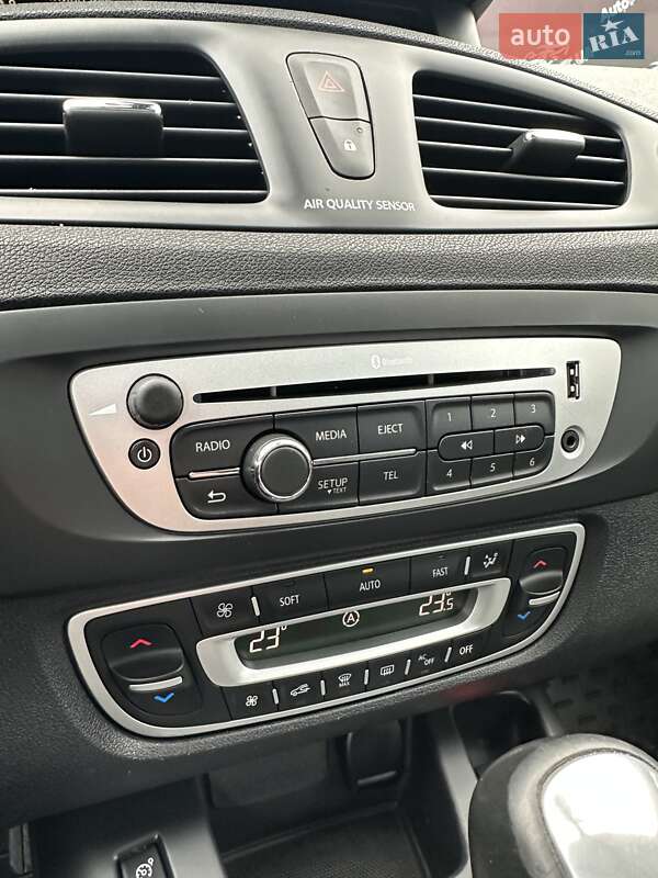 Минивэн Renault Scenic 2013 в Сумах