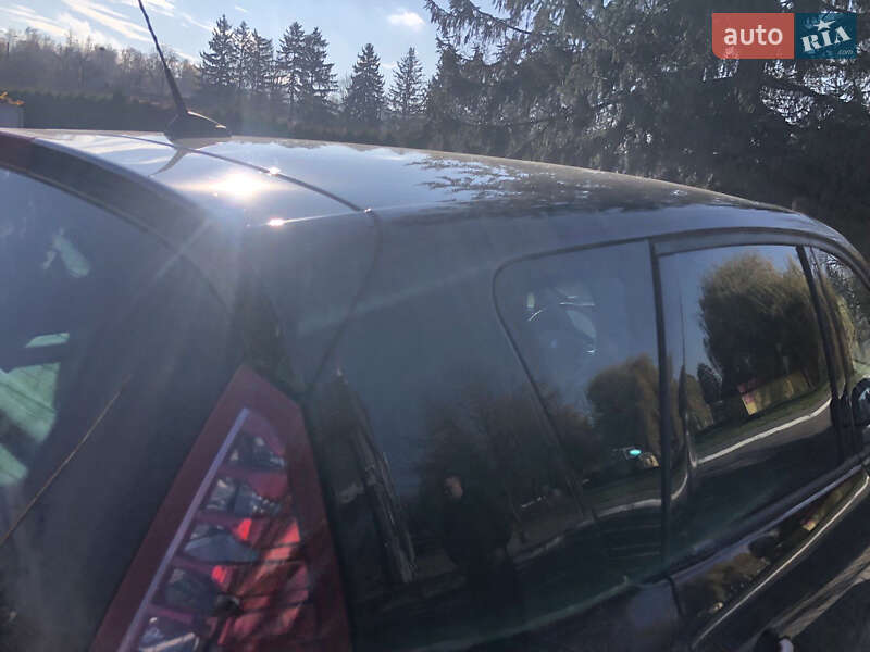 Минивэн Renault Scenic 2011 в Луцке фото 77 Минивэн Renault Scenic 2011 в Луцке