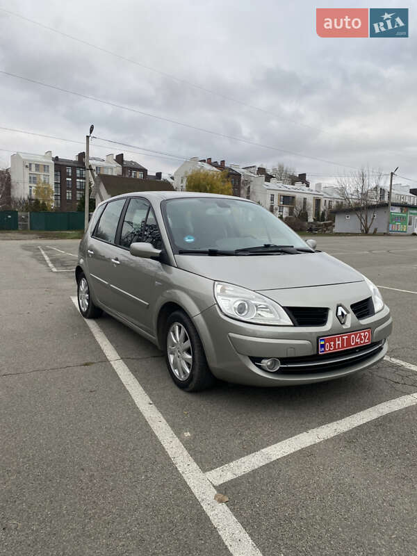 Минивэн Renault Scenic 2006 в Белогородке