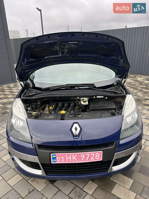 Мінівен Renault Scenic 2012 в Полтаві