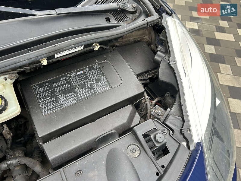 Мінівен Renault Scenic 2012 в Полтаві