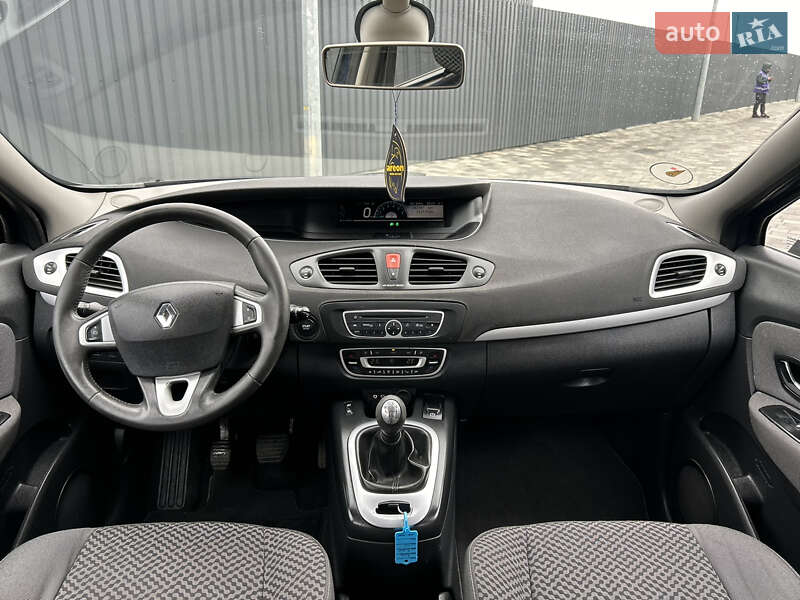 Мінівен Renault Scenic 2012 в Полтаві